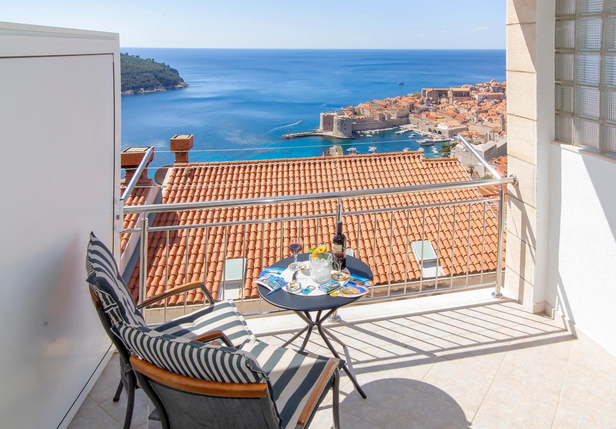 Apartments Superb View Дубровник Екстериор снимка
